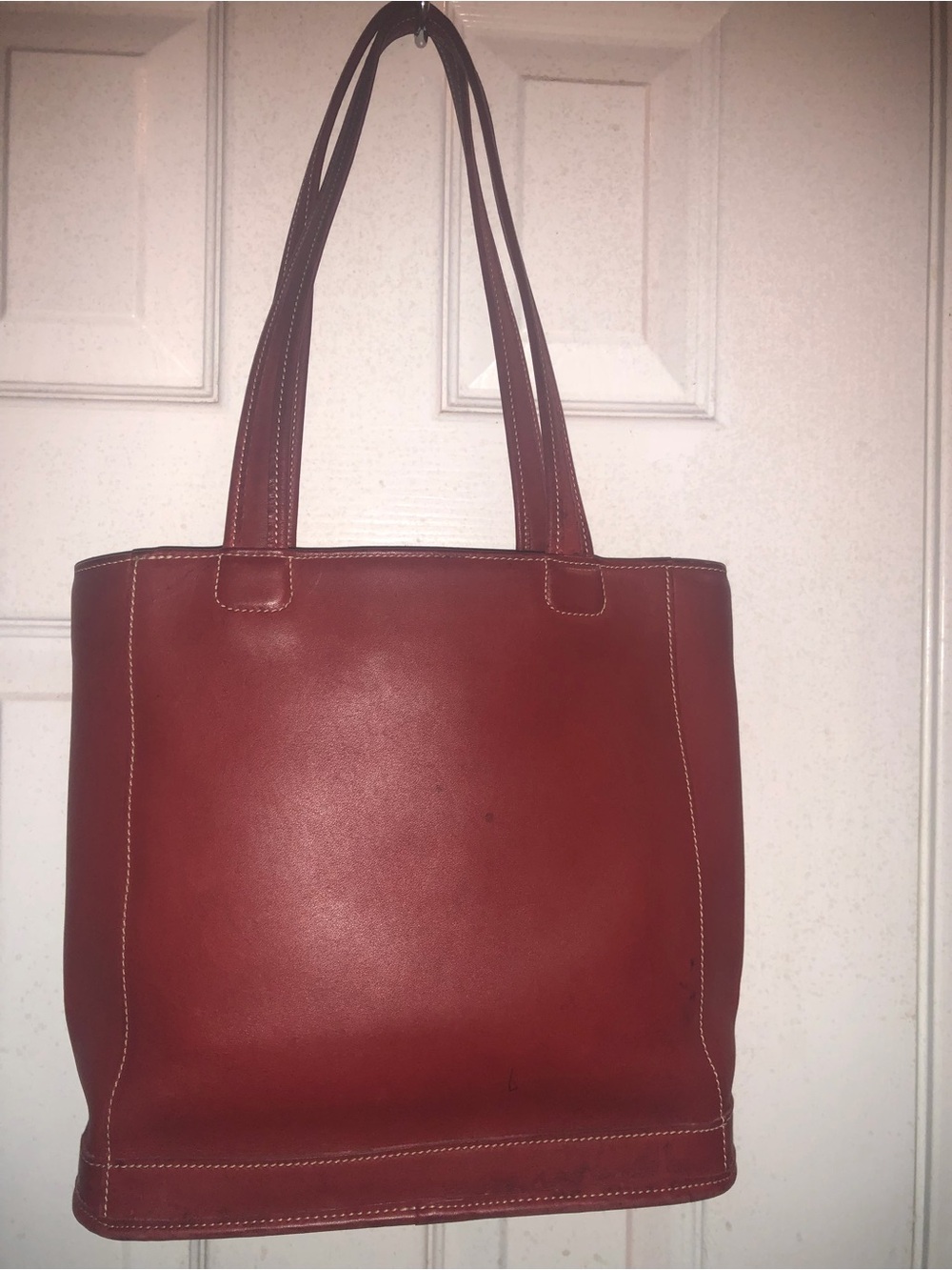 Leather Tote Bag in Deep Red - Picture 4 of 4